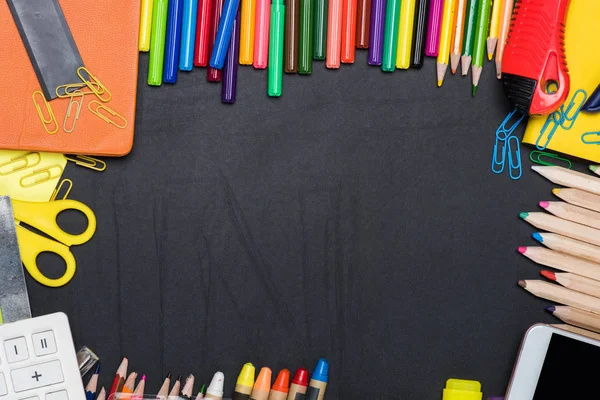 image fournitures scolaires.webp